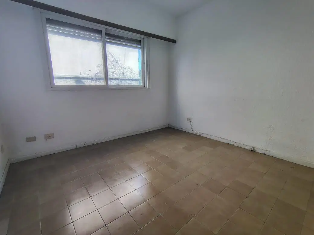 Venta departamento 2 ambientes en Florida 3