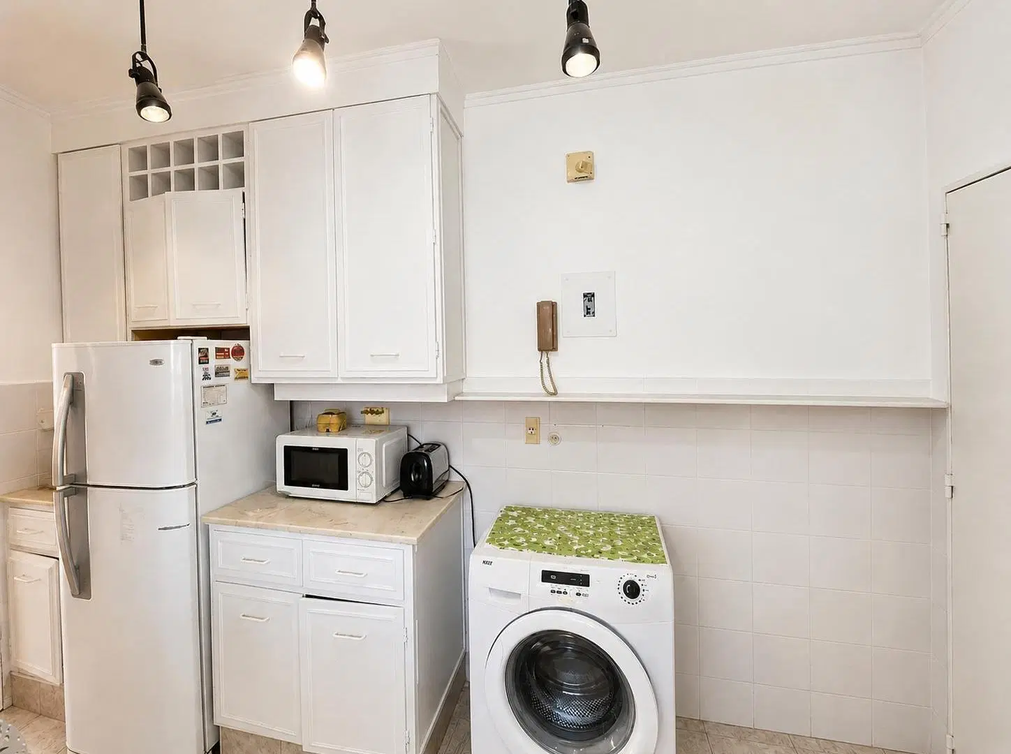 Departamento en Venta 3 Ambientes con Dependencia y Balcón Aterrazado en Palermo 5