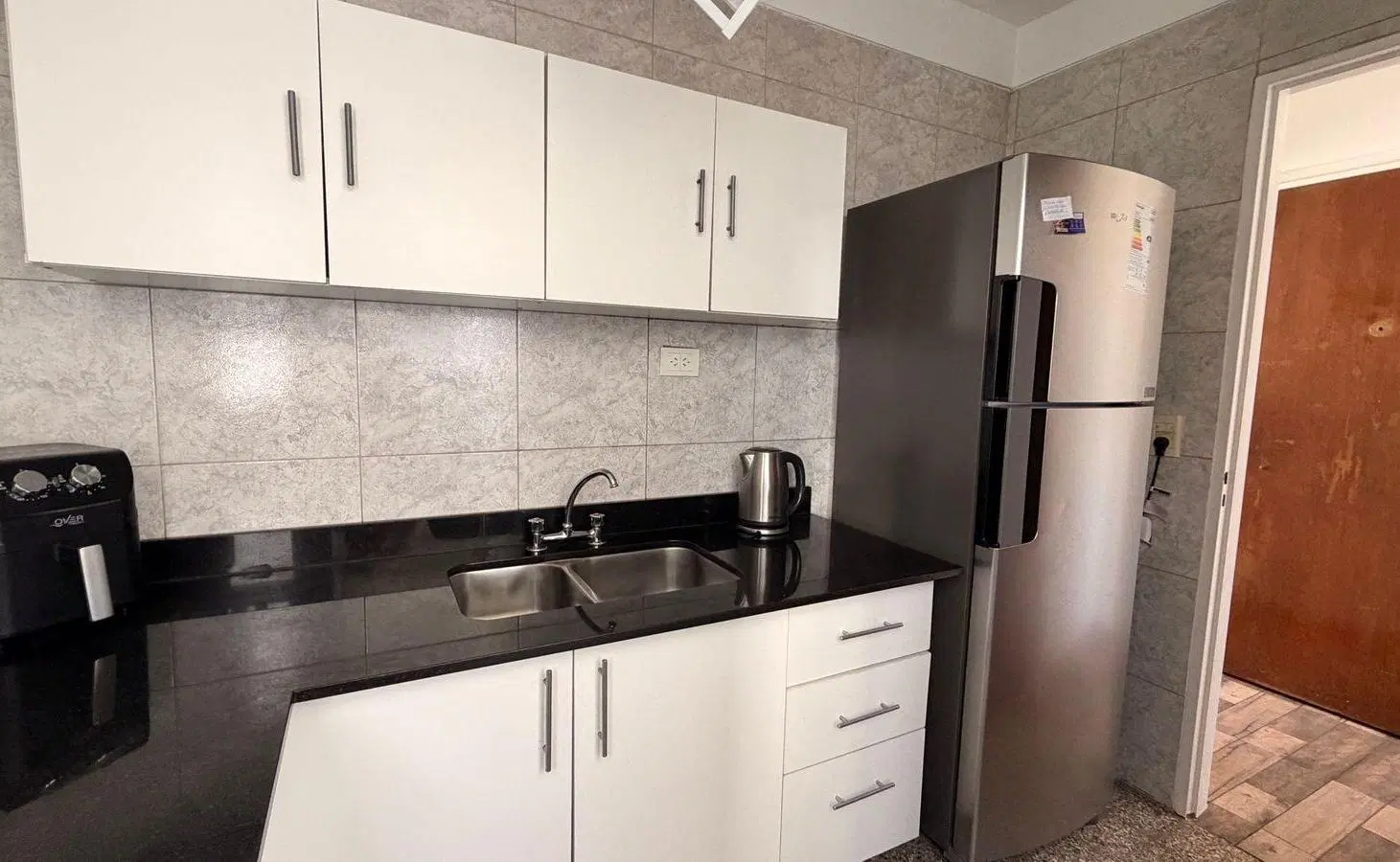 Venta Departamento de 3 ambientes con balcón terraza en Vicente López 2