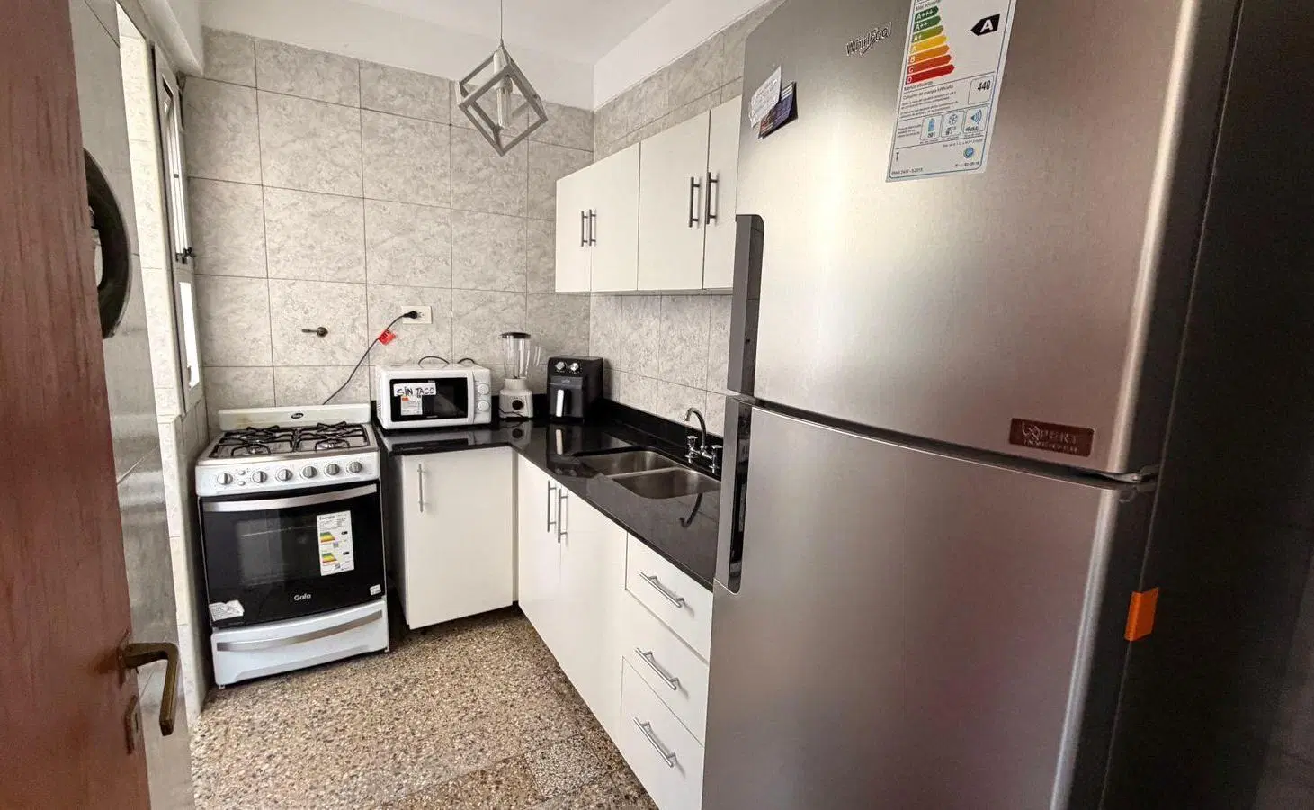 Venta Departamento de 3 ambientes con balcón terraza en Vicente López 5