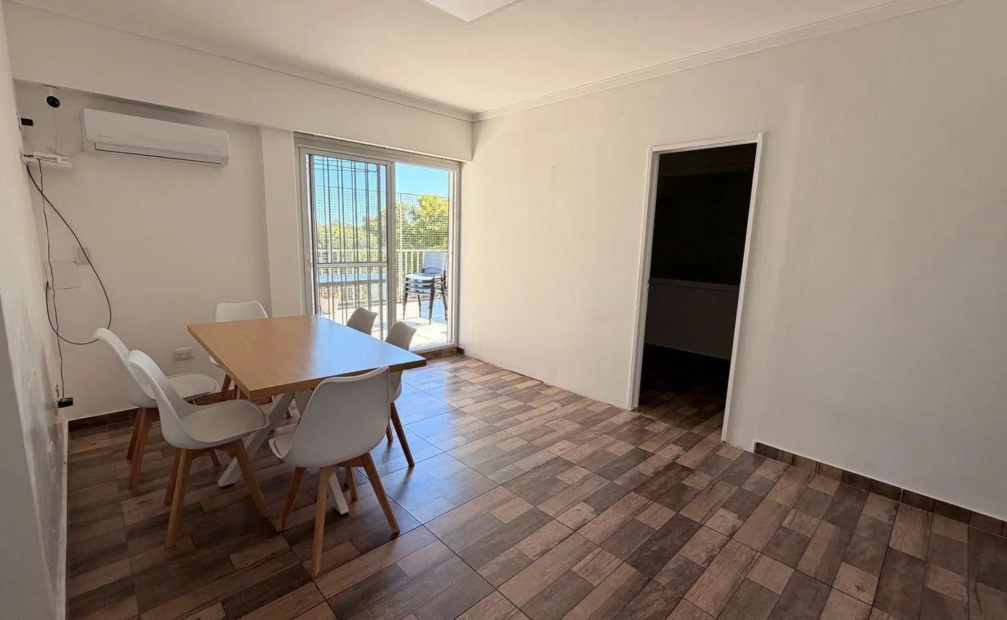 Venta Departamento de 3 ambientes con balcón terraza en Vicente López 3