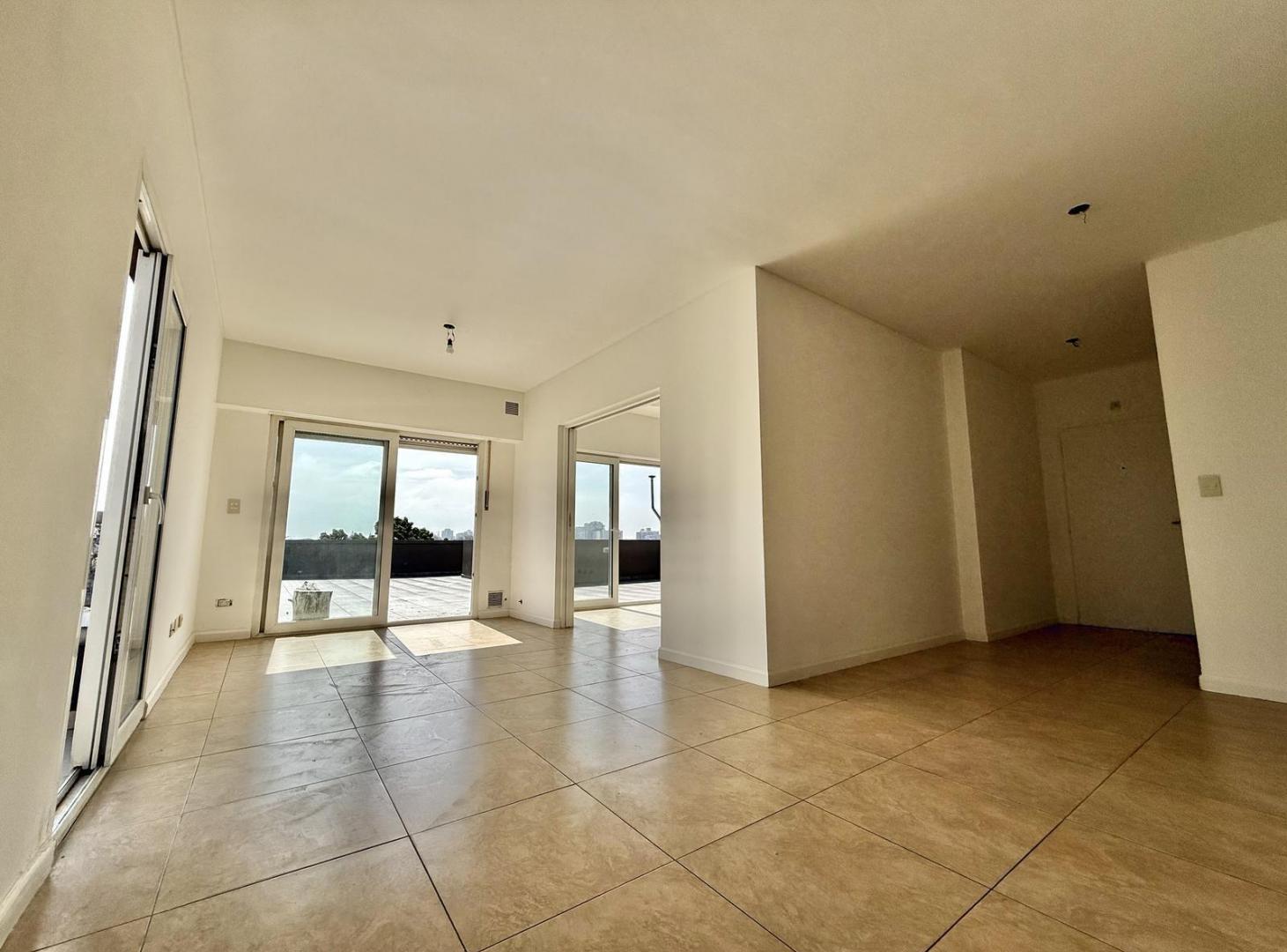 Foto de DEPARTAMENTO VENTA FLORIDA 3 AMBIENTES TERRAZA COCHERA, imagen 3