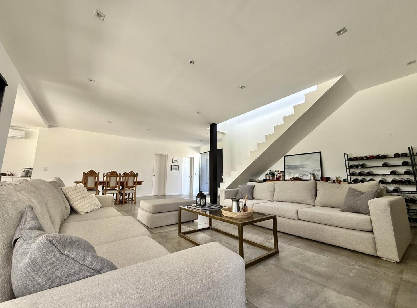 Foto de CASA VENTA 5 AMBIENTES BARRIO PRIVADO SANTA ANA, imagen 4