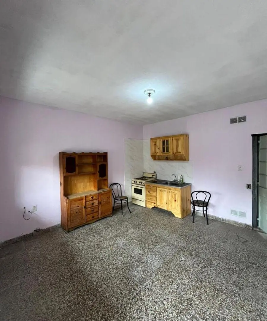 CASA DE 2 AMBIENTES 4