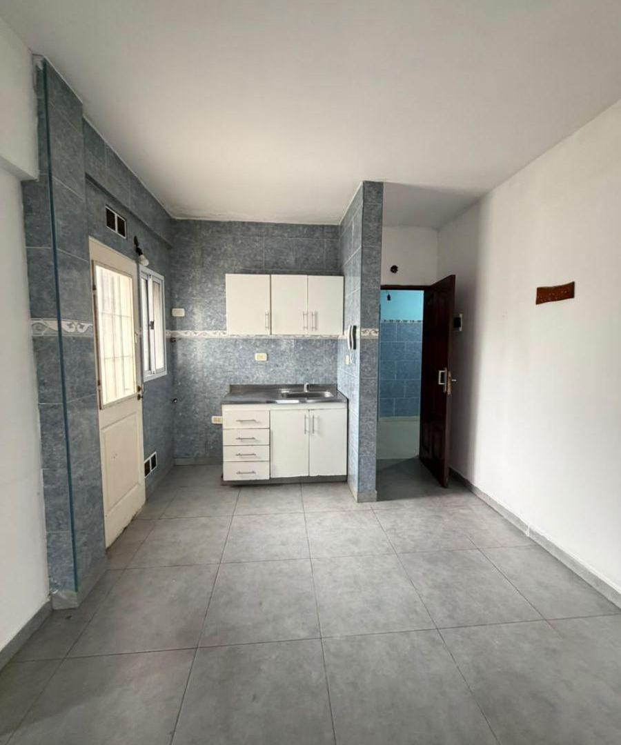 Foto de DEPARTAMENTO DE 2 AMBIENTES, imagen 1