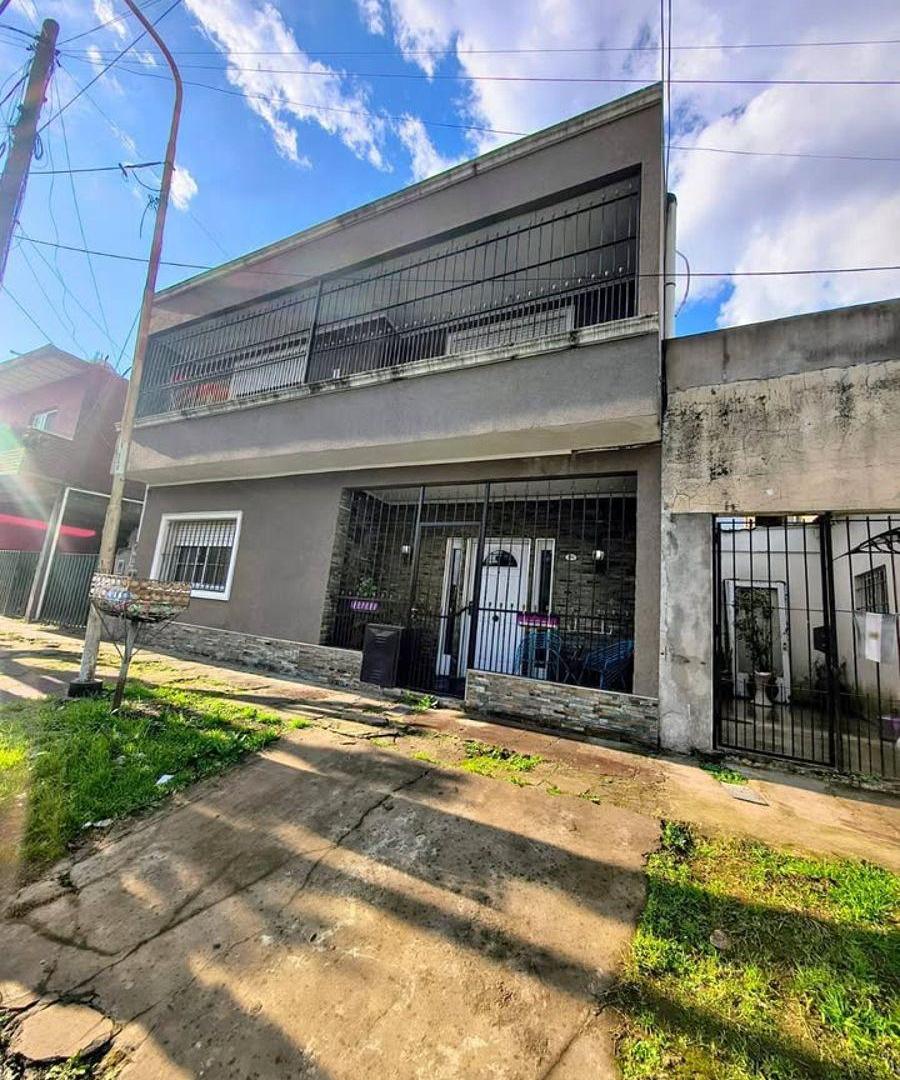 Foto de CASA TIPO PH 3 AMBIENTES, imagen 1
