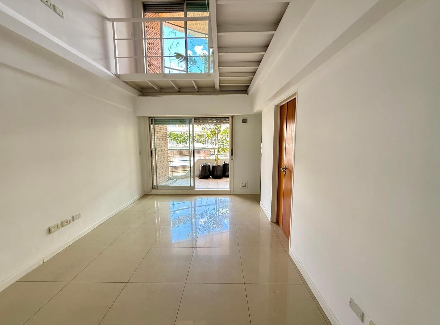 Foto de Hermoso Dúplex 3 Amb más Escritorio, desarrollado en 2 Plantas, con 2, imagen 1