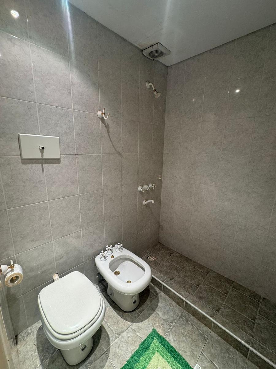 Vende Depto 2 Dorm. B General Paz 2