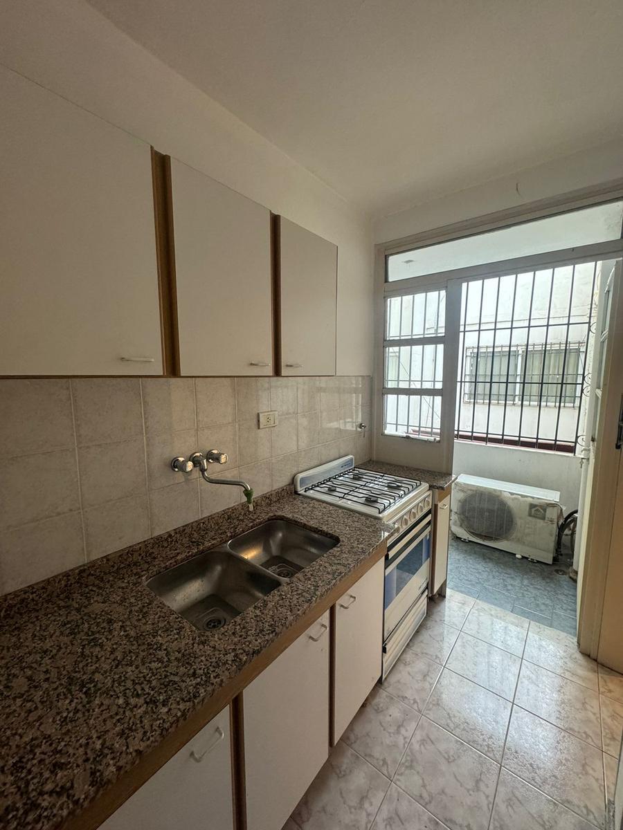 Vende Depto 2 Dorm. B General Paz 5