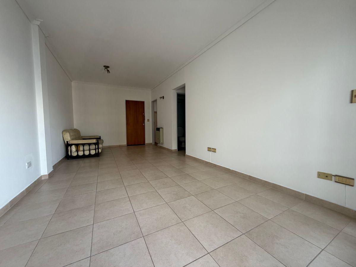 Foto de Hermoso departamento 3 ambientes al fte en Alquiler Avellaneda Centro, imagen 1