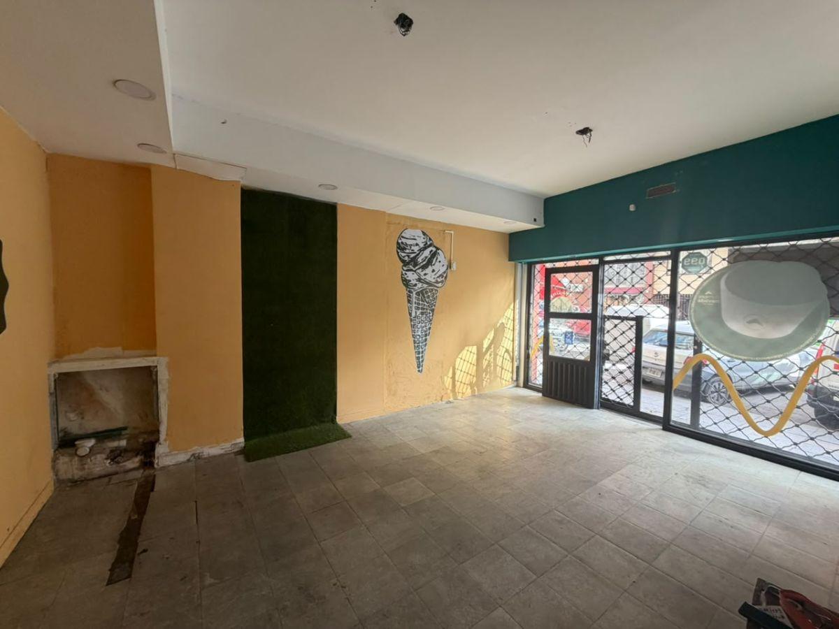 Foto de Excelente local comercial en pleno corazón de Avellaneda Zona muy, imagen 5