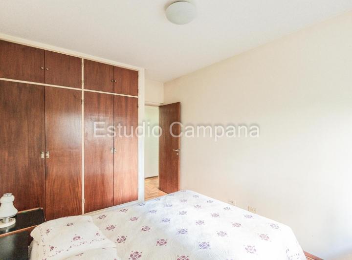 Departamento en Venta. Cuatro Ambientes con Dependencia. Caballito 3