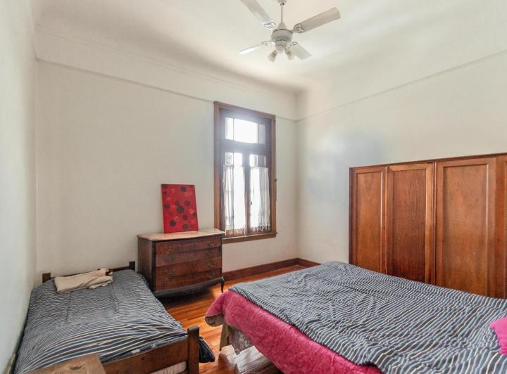 Casa en Venta. Siete Ambientes. Patio. Terraza. San Cristobal 4