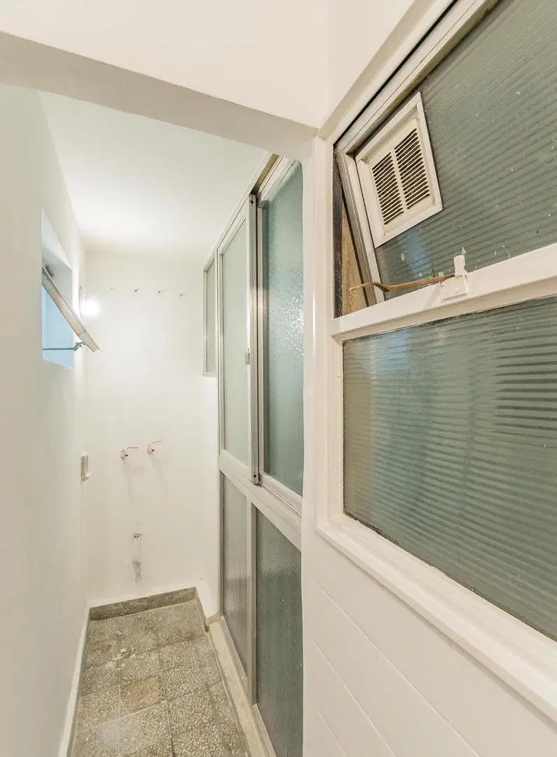 Venta Departamento dos ambientes. Balcón. Recoleta 5