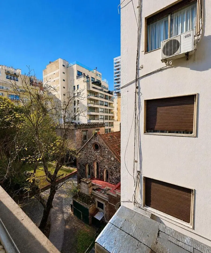 Departamento en Alquiler. Dos ambientes. Belgrano 8
