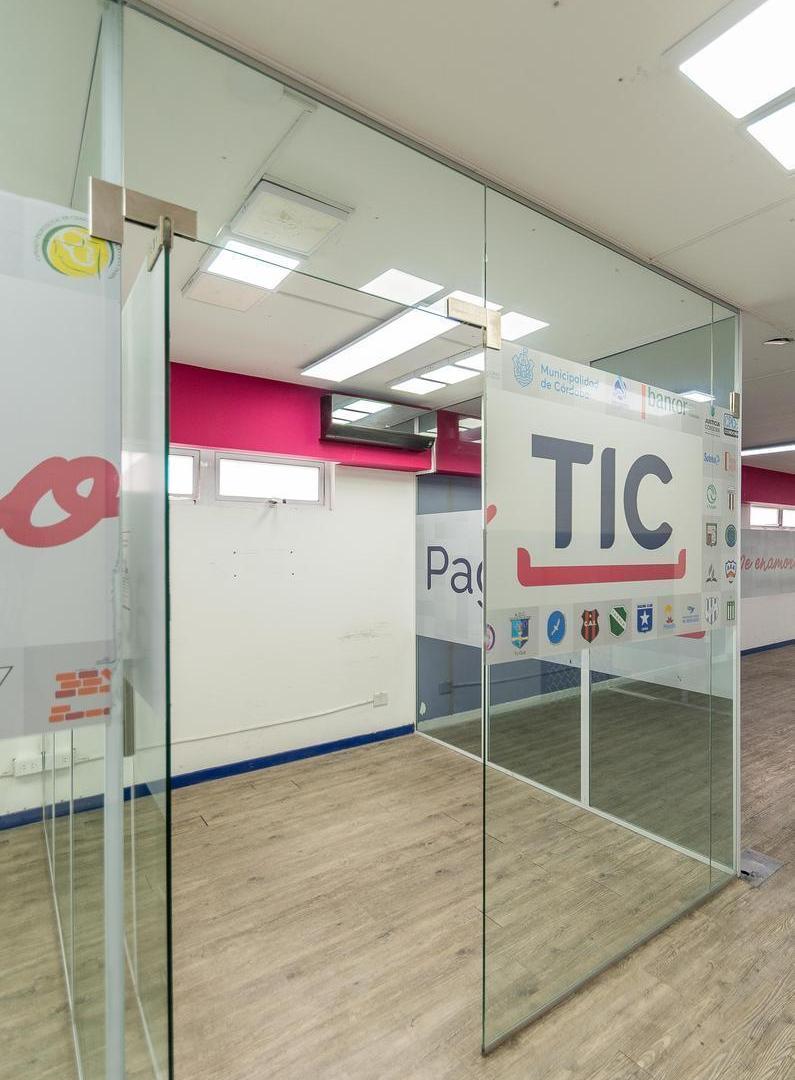Foto de Oficinas en Venta. Dos coheras. Frente y contrafrente. Boedo, imagen 2