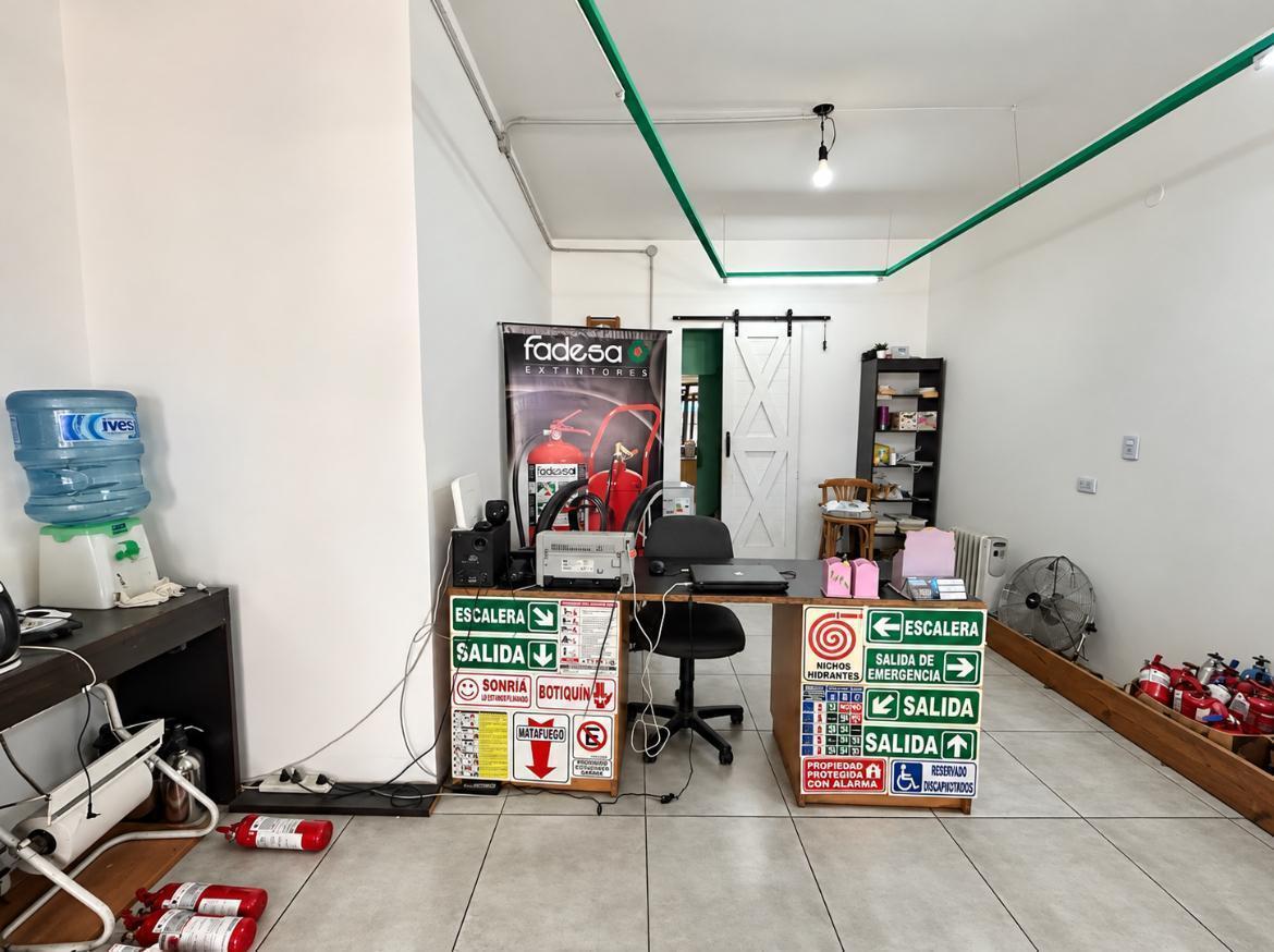 Foto de Venta Local Comercial. Belgrano, imagen 1