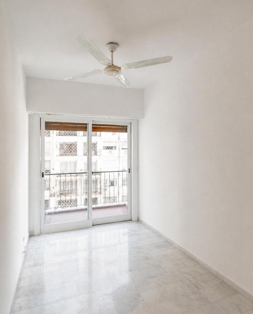 Foto de Departamento de 4 ambientes. Balcón. Recoleta, imagen 4