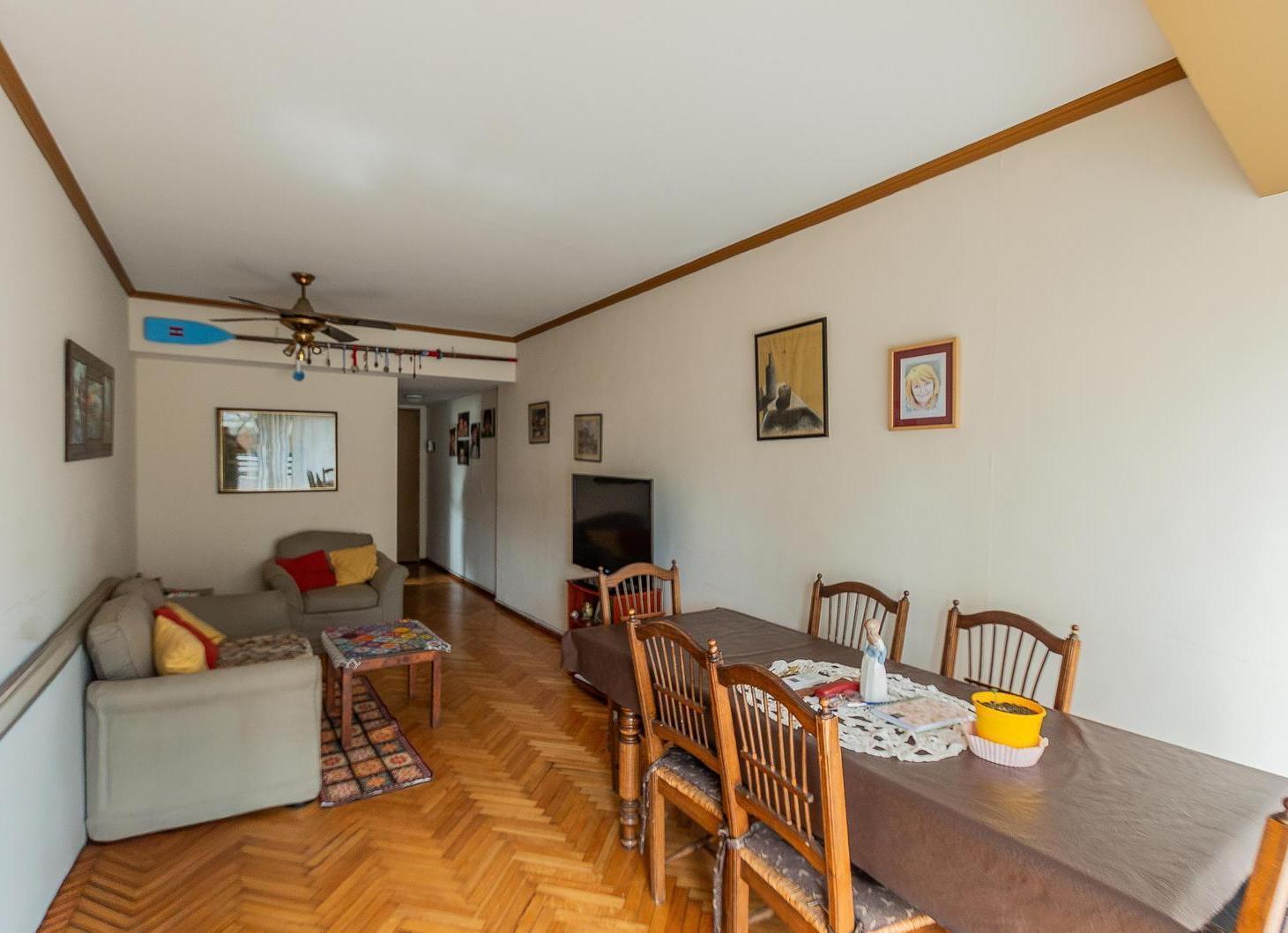 Foto de Departamento en Alquiler. Cuatro ambientes. Al frente. Con balcón, imagen 1