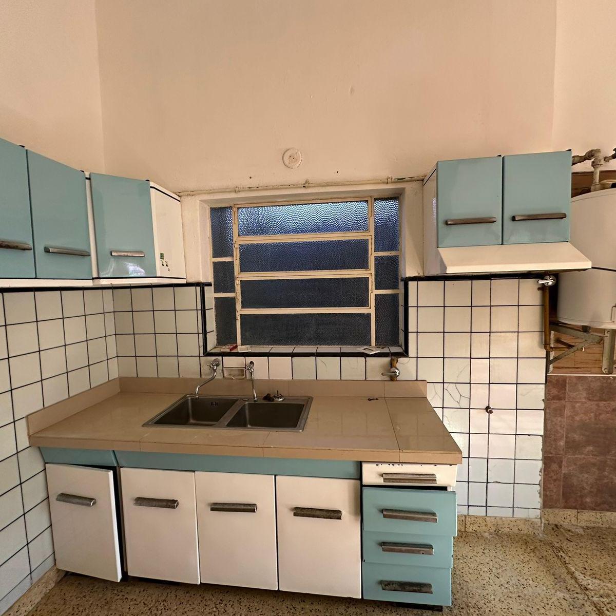 Venta Casa de 2 Dorm. Céntrica 5