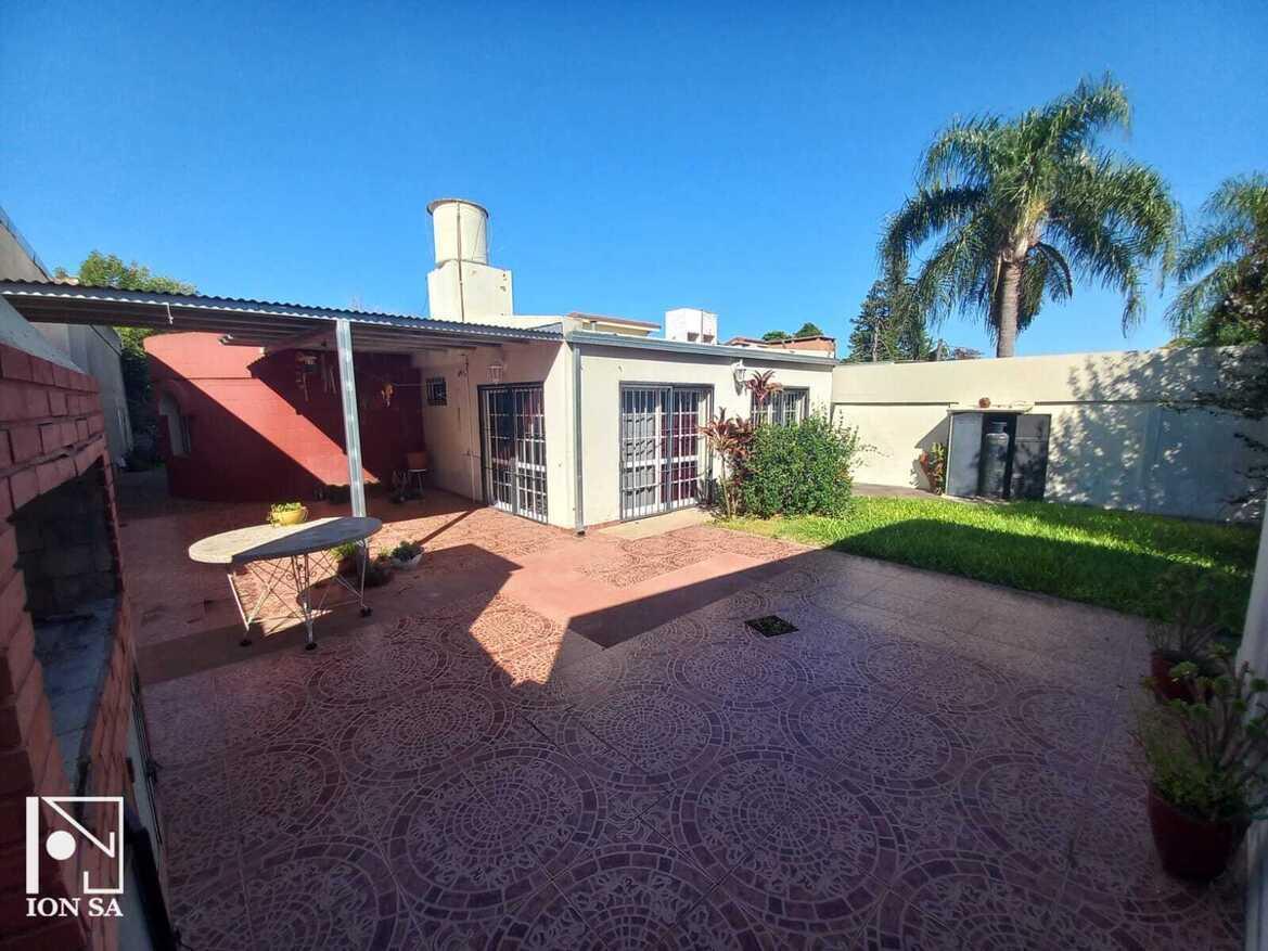 Casa en Venta 2 Dorm. 4