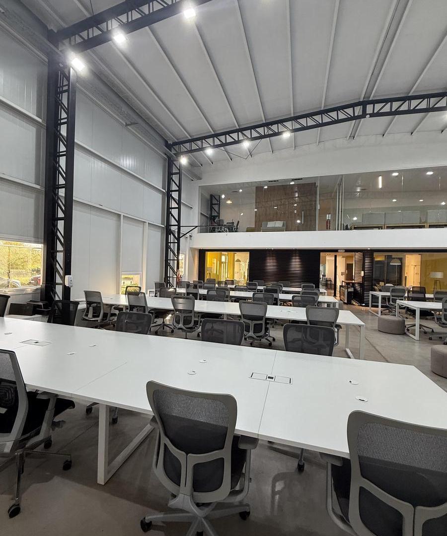 Oficina comercial de 600 m² en alquiler en Rafaela
