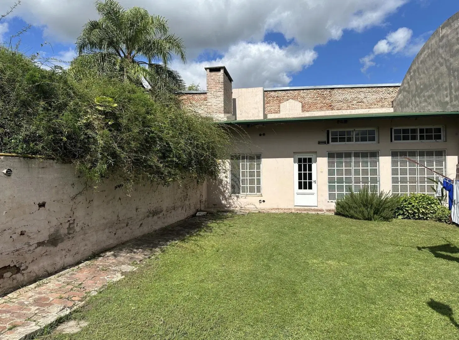 Casa en Barrio 9 de Julio 8