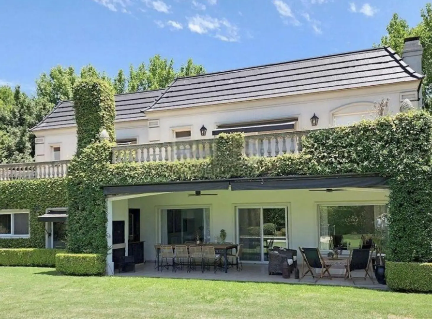 Casa en Alquiler Ayres de Pilar 3