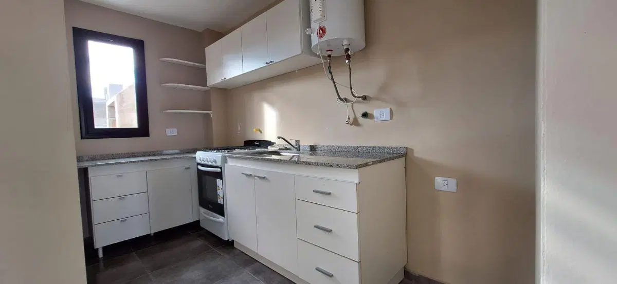 Casa en Alquiler a Estrenar – Barrio El Equipo, Valle Cercano 4