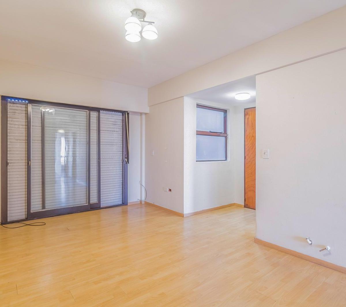 Departamento · 2 Ambientes · Cochera · San Lorenzo 2500 · San Martin 4