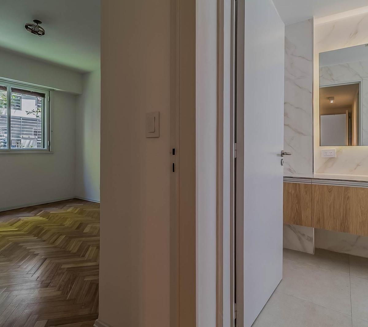 Departamento · Tres Ambientes · Rivera Indarte Al 100 · Flores 4