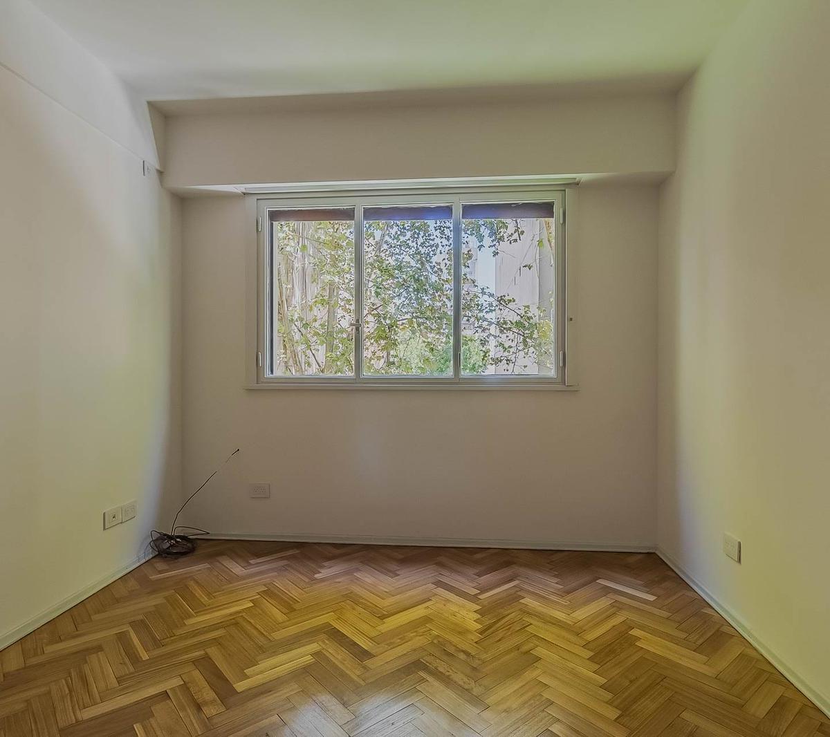 Departamento · Tres Ambientes · Rivera Indarte Al 100 · Flores 1