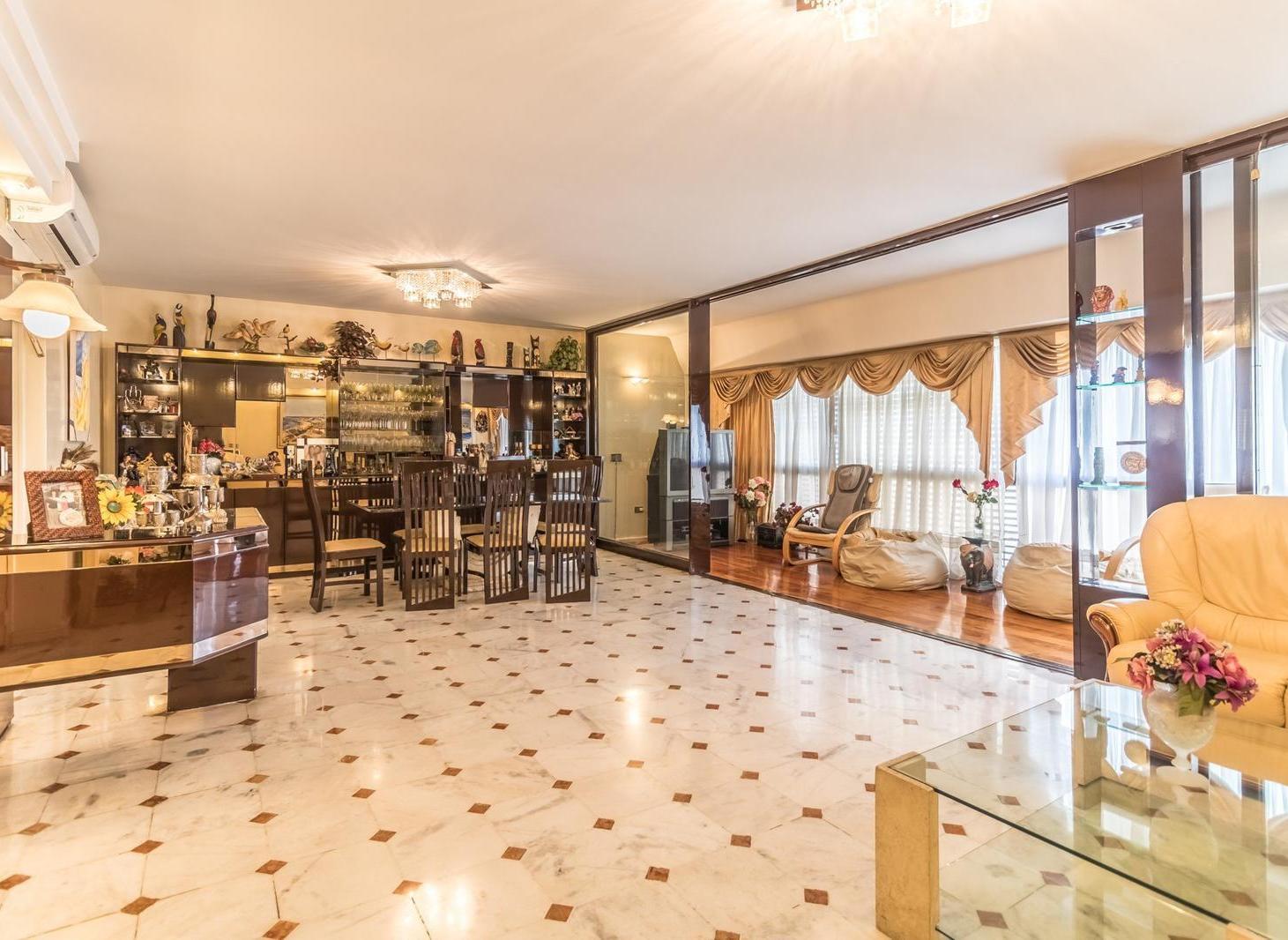 Foto de Departamento · 4 Ambientes · Dependencia · Cochera · Lambaré 900 ·, imagen 2