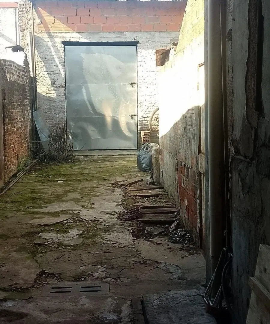 SE ALQUILA GALPÓN de 100 m² APTO DEPÓSITO, CARPINTERÍA, TALLER MECÁNICO, HERRERÍA, ETC. 2
