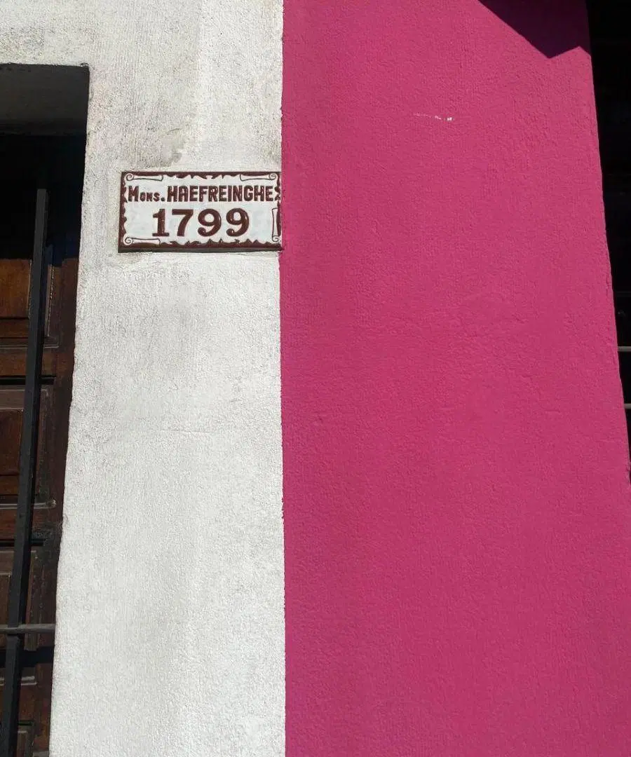 Se alquila dos locales interconectados zona Morón 4
