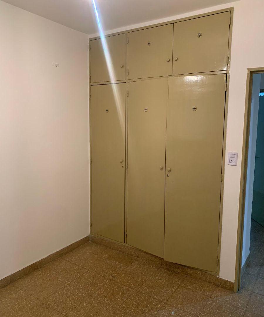 Foto de Vendo Departamento 3 Dormitorios en Güemes, imagen 4