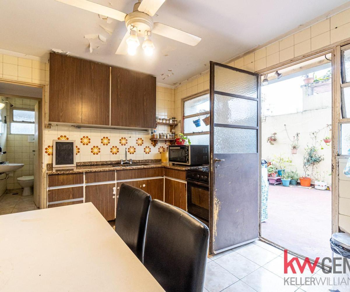 Departamento en Venta 4 Ambientes con Patios y Cochera 1