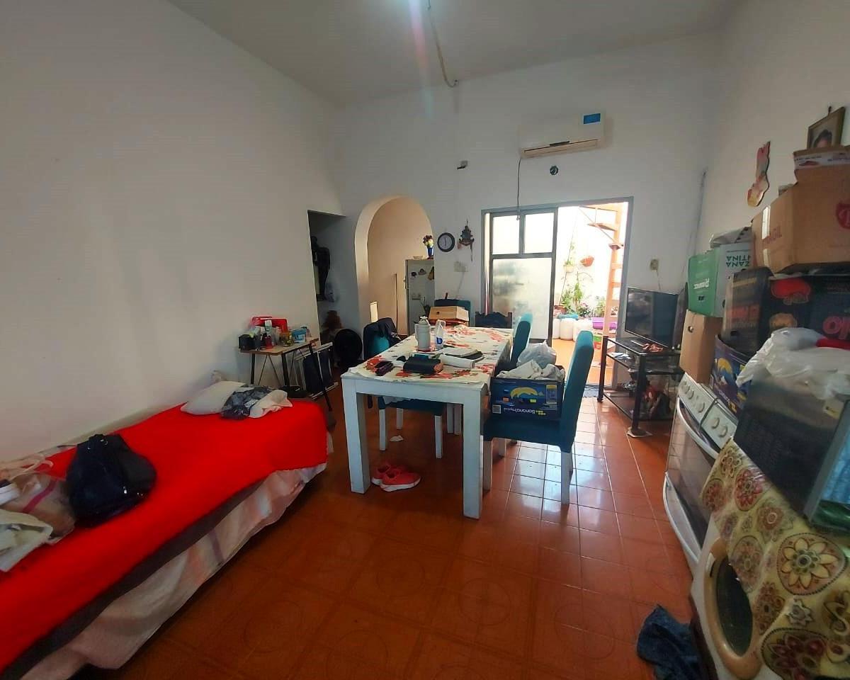 Venta PH Al Frente 2 Ambientes Sin Expensas 3