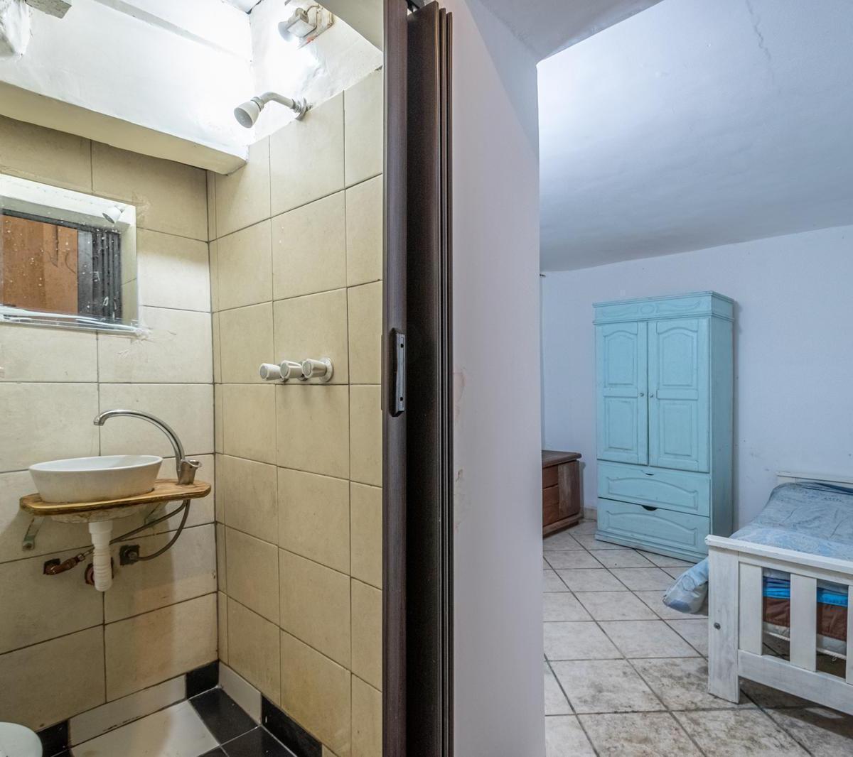 Venta | PH | 8 Departamentos en Bloque 4