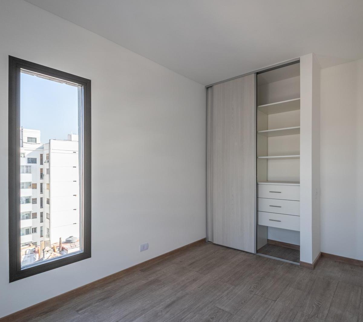 Departamento en Venta de Tres Ambientes en Villa Urquiza 4