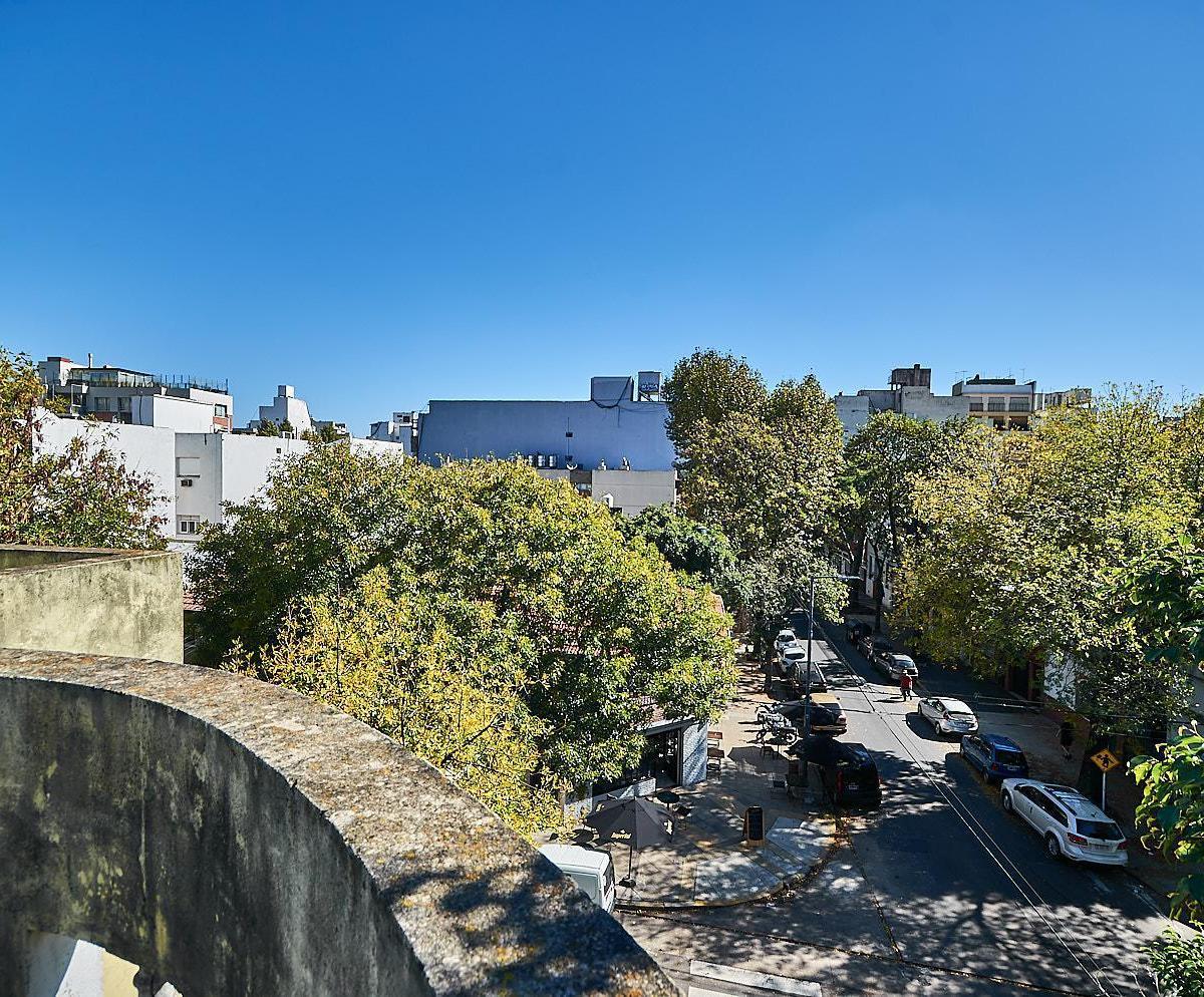 Venta * Chacarita * Casa en Esquina Sobre Lote Propio 2