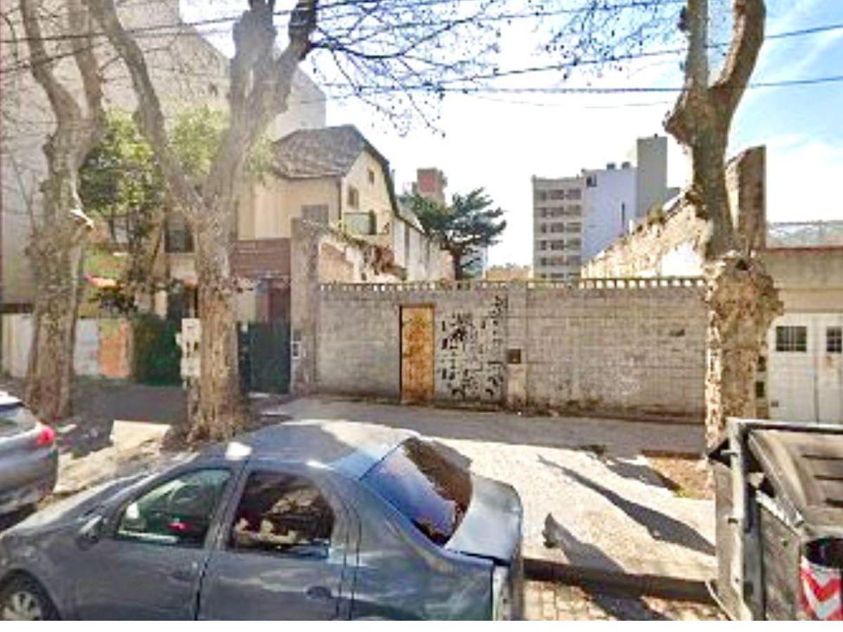 Terreno en Barzana y Mendoza 2