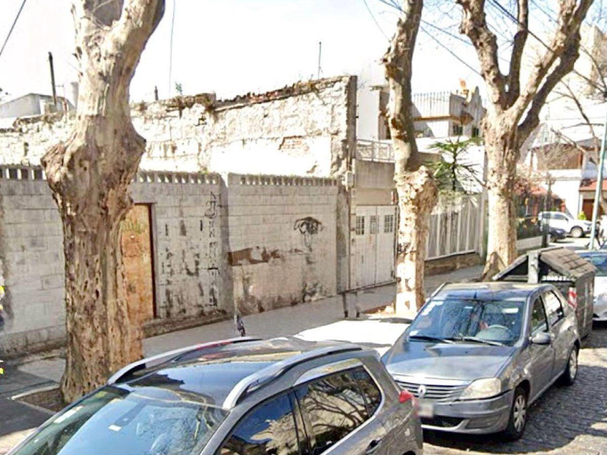 Terreno en Barzana y Mendoza 1