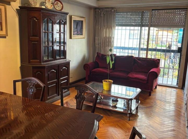 Departamento en  Villa Del Parque de 4 ambientes 2