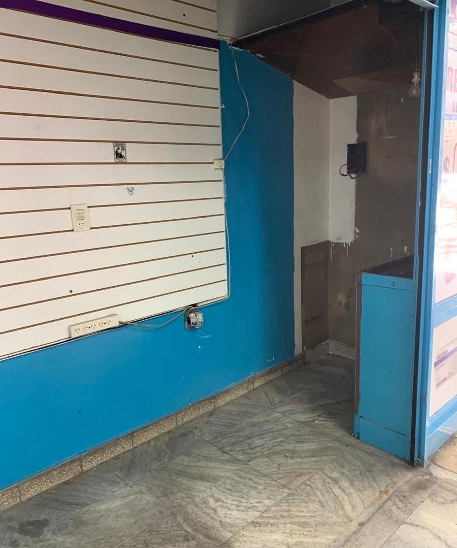 Foto de Local a la venta sobre Avda. Corrientes, imagen 2