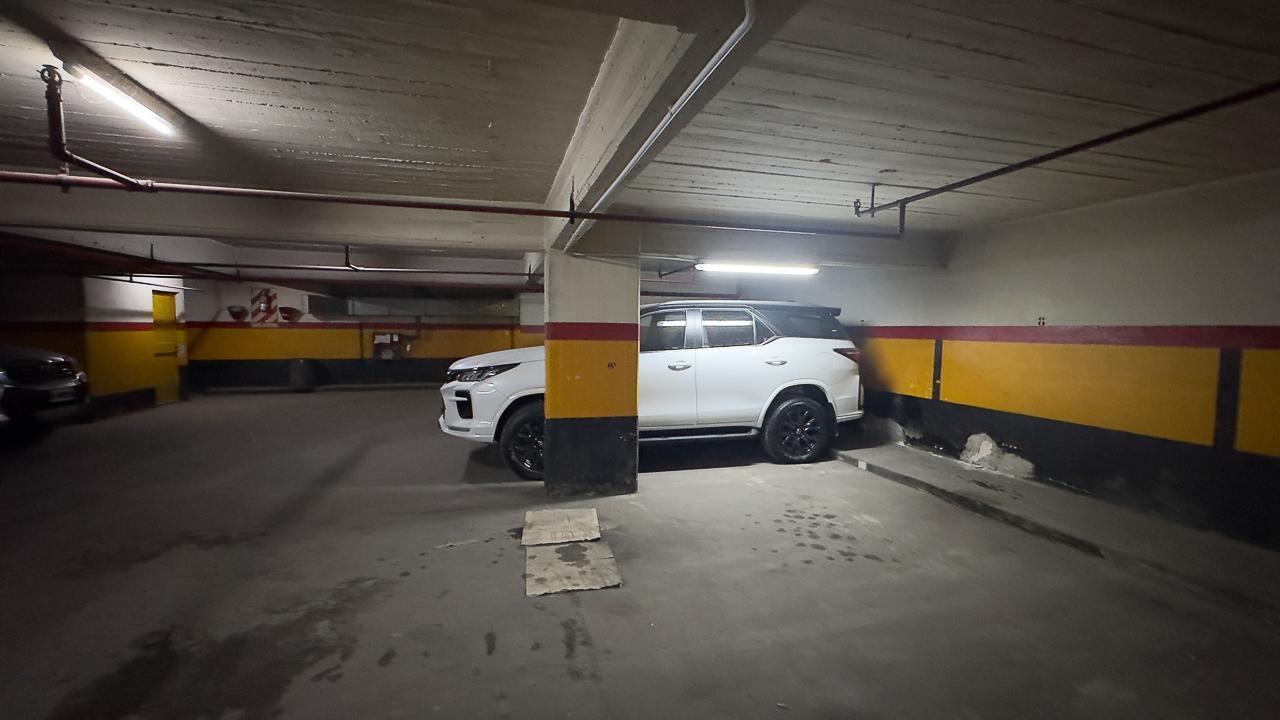 VENTA | COCHERA | VILLA DEL PARQUE |