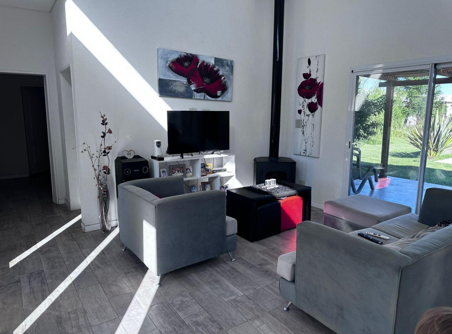 Foto de Venta casa 4 ambientes con pileta en Santa Isabel I, imagen 5