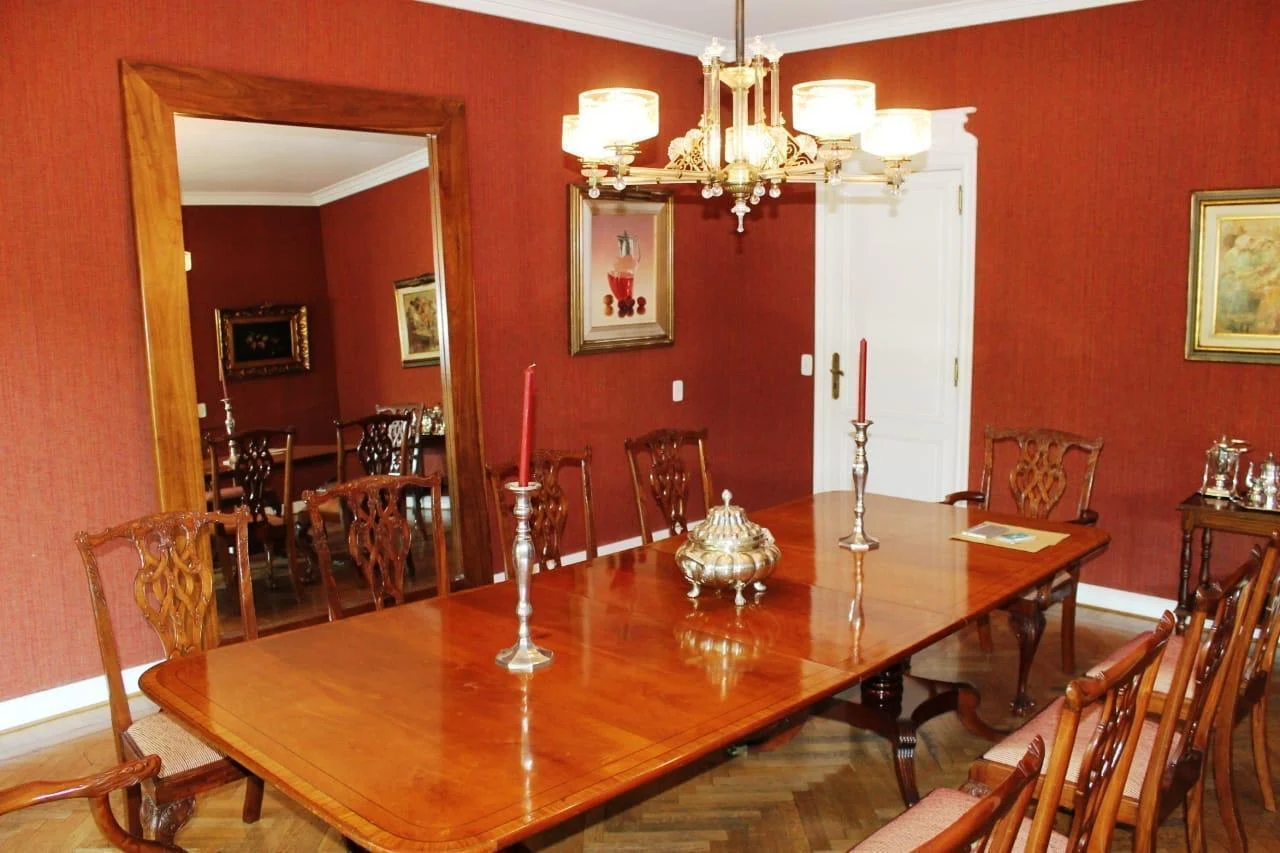 Departamento piso de 5 ambientes en venta en Recoleta