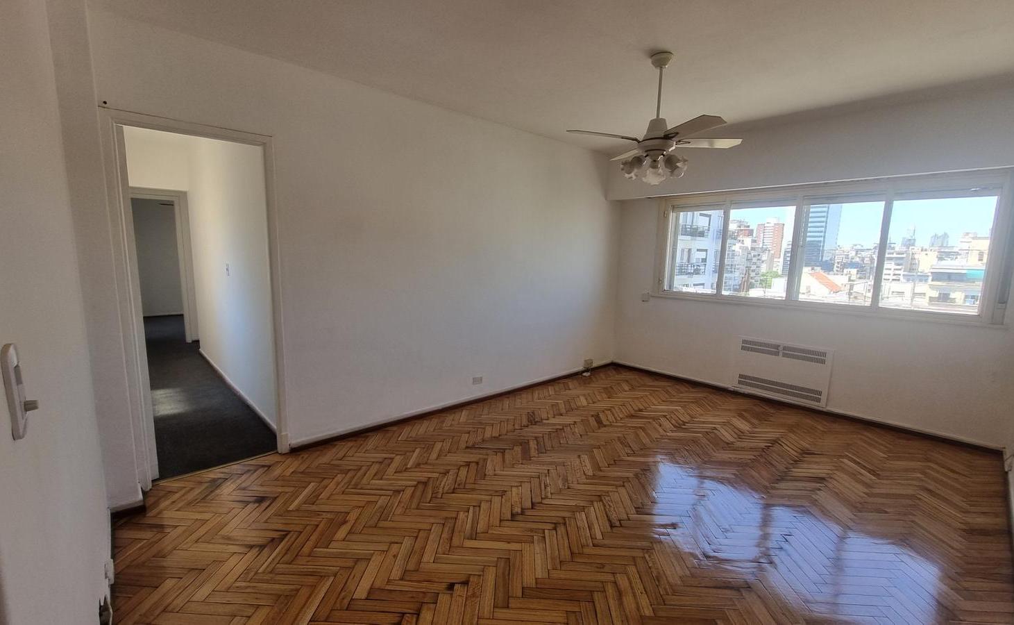 Venta Departamento 3 ambientes en Monserrat. Apto crédito