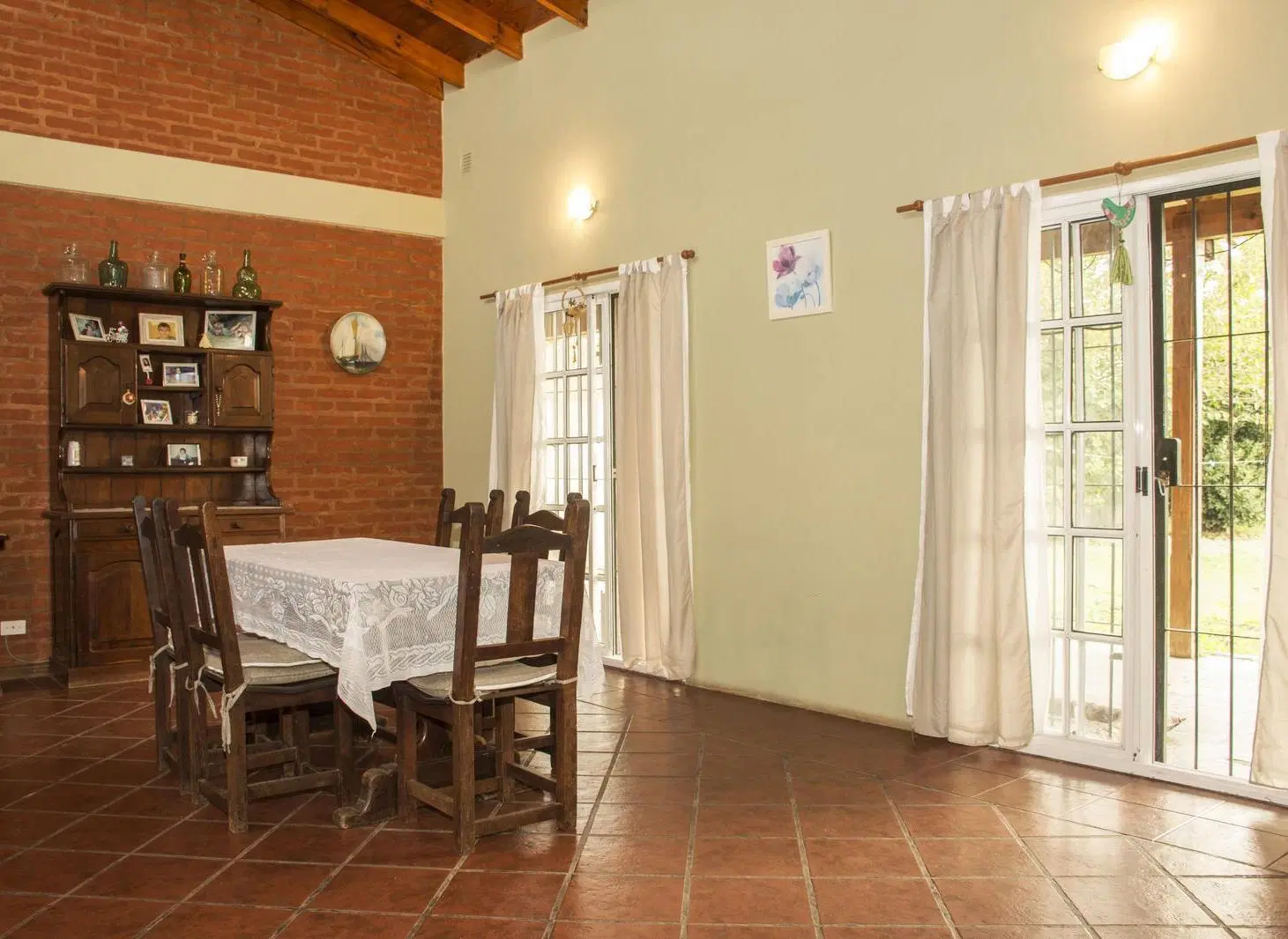 VENTA CASA 4 AMBIENTES ITUZAINGO 2 LOTES 3